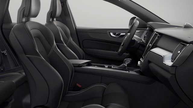 2022 Volvo XC60 B5 R-Design  第6張相片