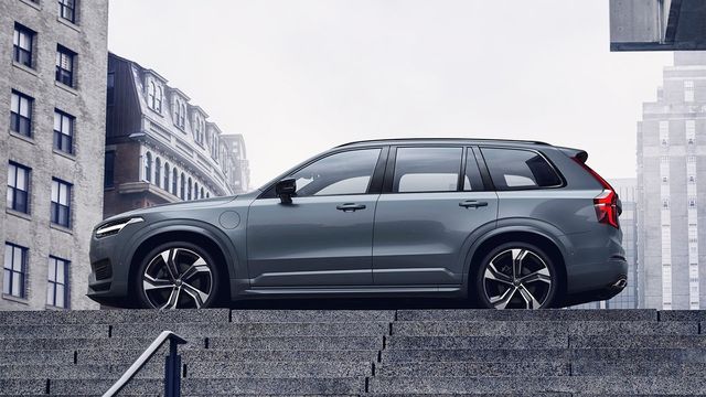 2022 Volvo XC90 B5 R-Design七人座  第3張相片