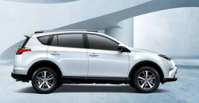 2017 Toyota RAV4 2.5旗艦4WD  第4張相片