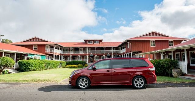 2016 Toyota Sienna 3.5 SE  第3張相片