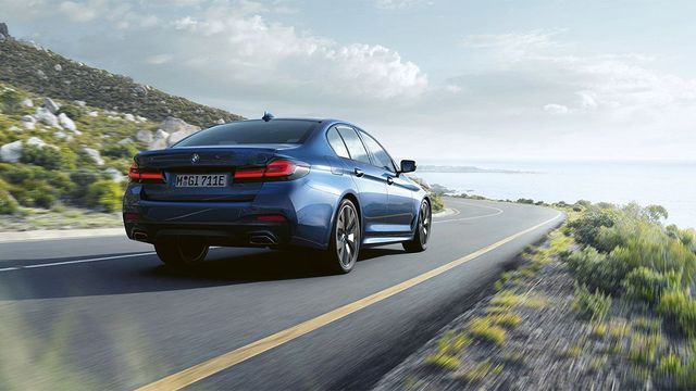 2022 BMW 5-Series Sedan 530i M Sport  第3張相片