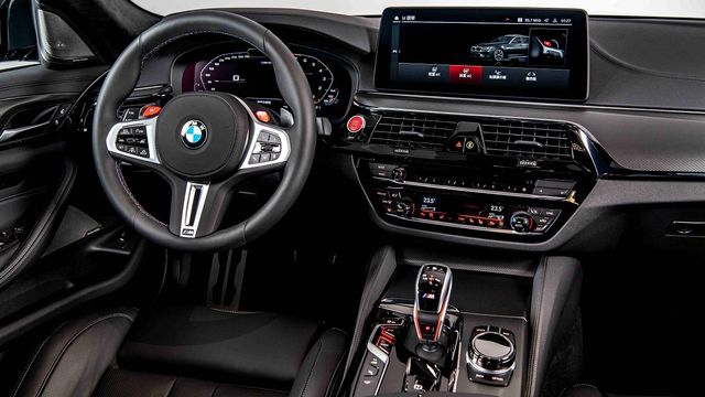 2022 BMW 5-Series Sedan M5  第6張相片