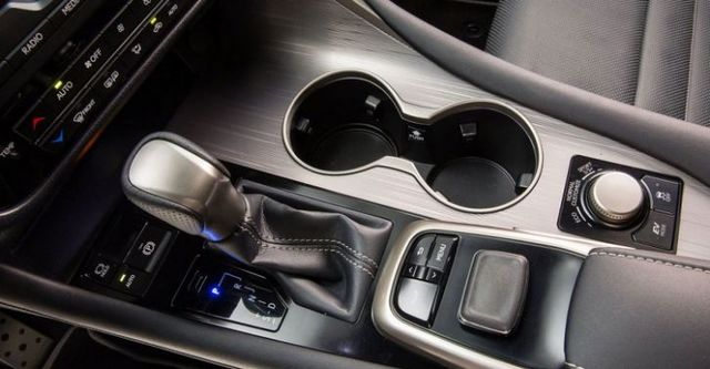 2017 Lexus RX 450h F Sport  第9張相片