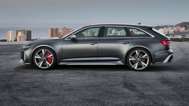 2022 Audi A6 Avant RS6  第3張相片
