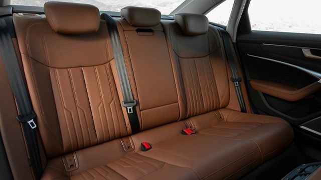 2022 Audi A6 Sedan 40 TFSI S-Line運動版  第4張相片