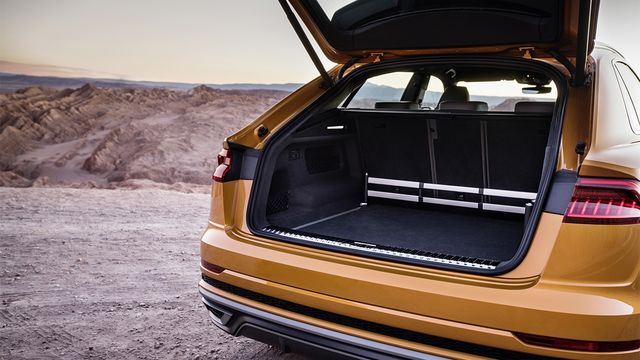2022 Audi Q8 55 TFSI quattro S-Line運動版  第10張相片