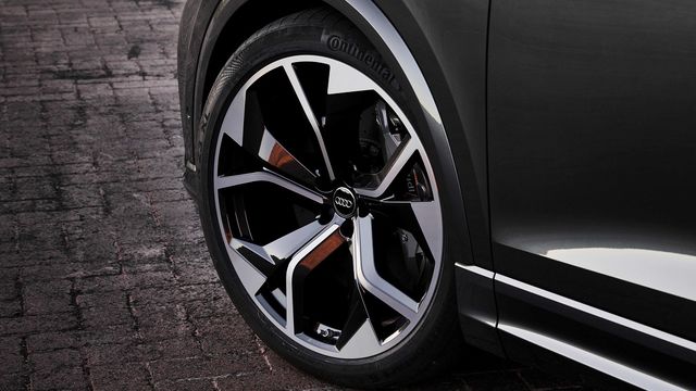 2022 Audi Q8 RSQ8  第4張相片