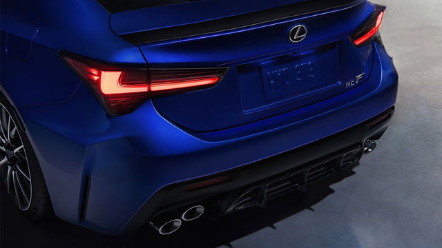 2022 Lexus RC F  第5張相片