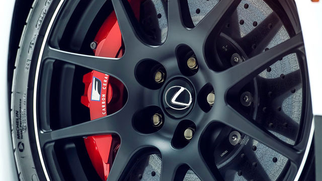 2022 Lexus RC F Track Edition  第4張相片