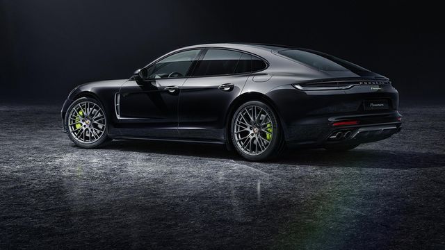 2022 Porsche Panamera V6 Platinum Edition  第2張相片