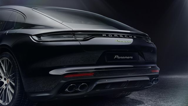 2022 Porsche Panamera 4 Platinum Edition  第3張相片