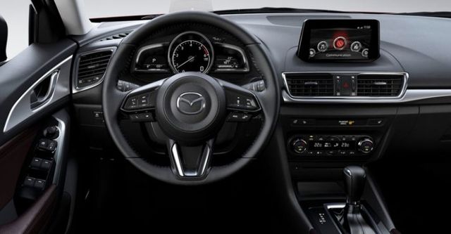 2017 Mazda 3 4D 2.0尊榮型  第9張相片