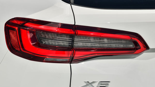 2022 BMW X5 xDrive40i旗艦版  第5張相片