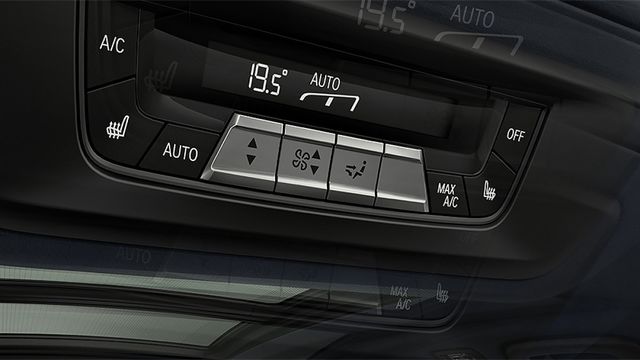 2022 BMW X7 xDrive40i Dark Kinght曜黑版  第7張相片
