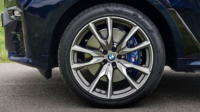 2022 BMW X7 M50i  第5張相片