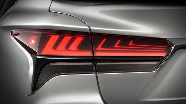 2022 Lexus LS 500h F Sport版  第4張相片