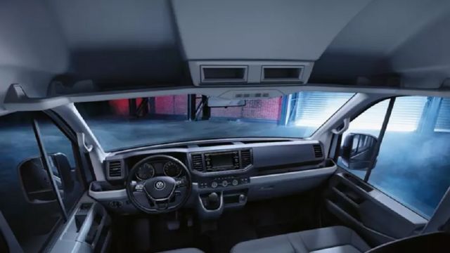 2021 Volkswagen Crafter 中軸平頂九座客車  第9張相片