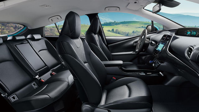 2022 Toyota Prius PHV 1.8 尊爵  第9張相片