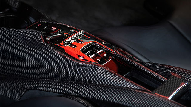 2022 Ferrari SF90 Stradale  第8張相片