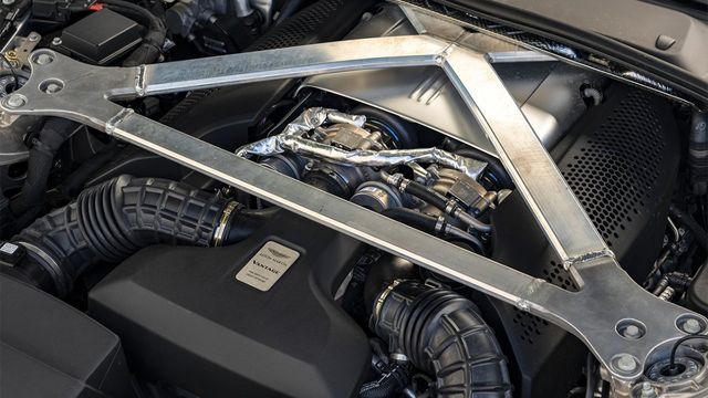 2022 Aston Martin Vantage Roadster 4.0 V8 F1 Edition  第10張相片