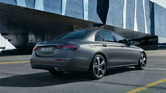 2022 M-Benz E-Class Sedan E200 Luxury  第2張相片