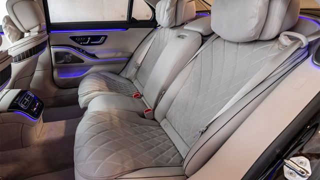 2022 M-Benz S-Class S350d L  第9張相片