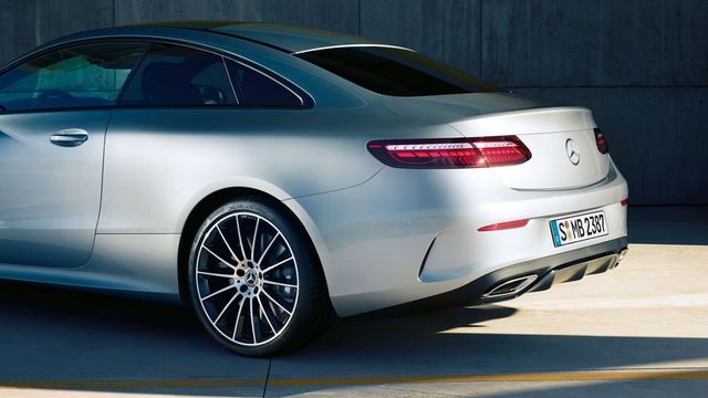 2022 M-Benz E-Class Coupe E200  第8張相片