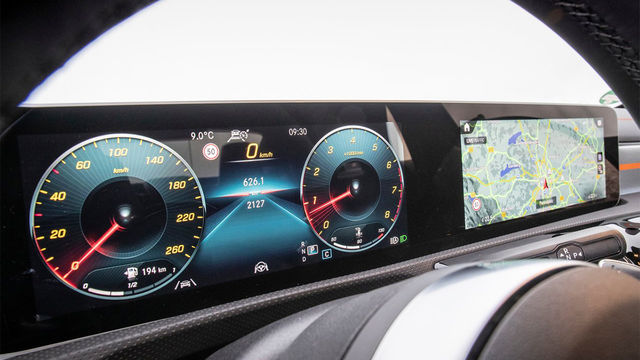 2022 M-Benz CLA 200  第8張相片