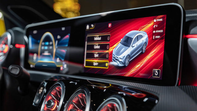 2022 M-Benz CLA AMG 35 4MATIC  第9張相片