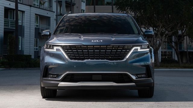 2022 Kia Carnival 豪華7人座  第5張相片