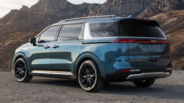 2022 Kia Carnival 尊貴7人座  第3張相片