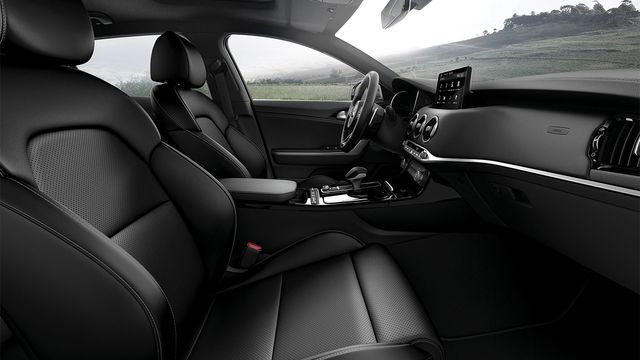 2022 Kia Stinger 2.0T EX  第4張相片