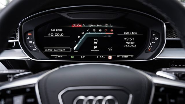 2022 Audi A8 S8  第6張相片