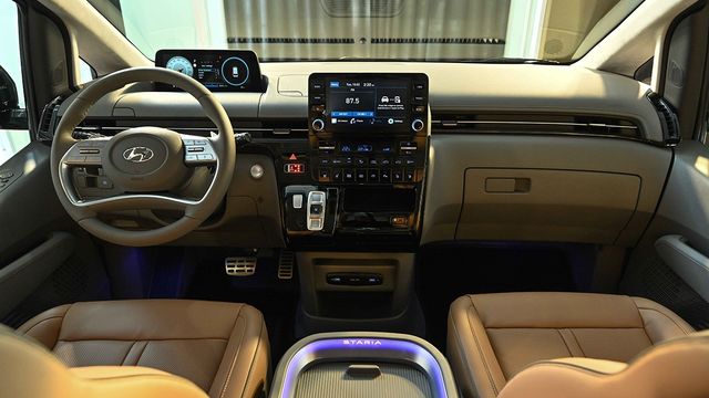 2022 Hyundai Staria CEO-A  第5張相片