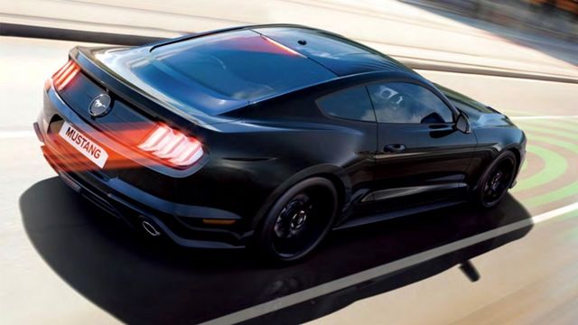 2022 Ford Mustang EcoBoost Premium  第2張相片