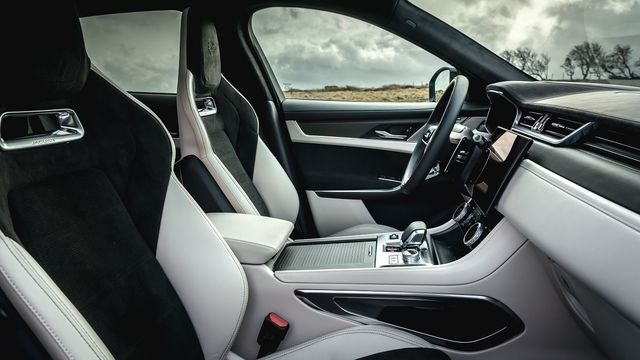 2023 Jaguar F-Pace SVR  第8張相片