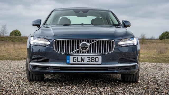 2022 Volvo S90 B4 Momentum  第3張相片
