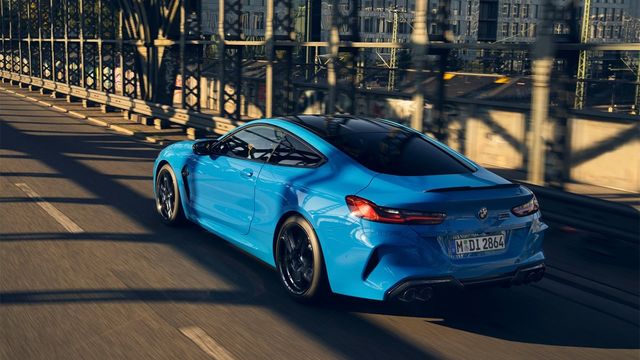 2023 BMW 8-Series M8  第2張相片