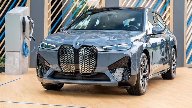 2023 BMW iX xDrive40旗艦版  第1張相片