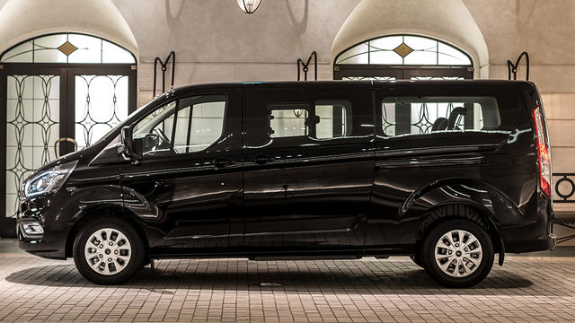 2022 Ford Tourneo Custom 八座尊爵型  第3張相片