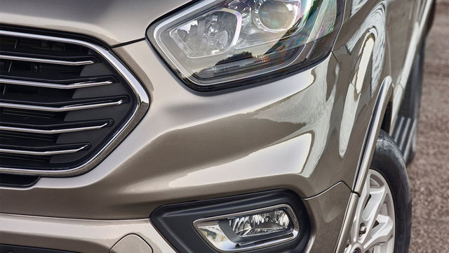 2022 Ford Tourneo Custom 八座尊爵型  第4張相片