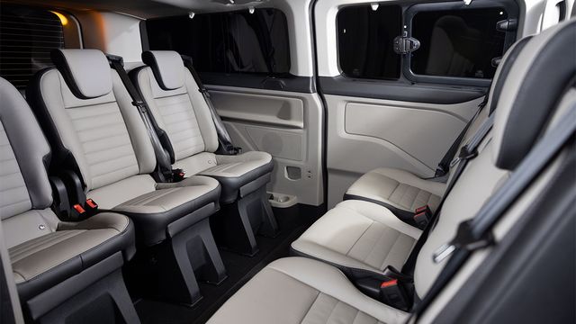 2022 Ford Tourneo Custom 八座豪華型  第8張相片