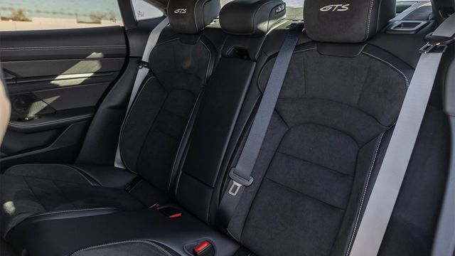 2023 Porsche Taycan GTS  第10張相片