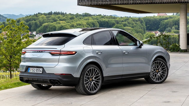 2023 Porsche Cayenne Coupe S  第3張相片