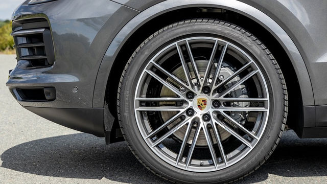 2023 Porsche Cayenne Coupe S  第4張相片