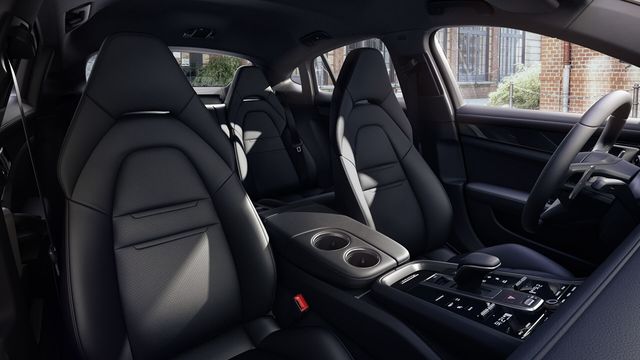 2023 Porsche Panamera V6  第9張相片