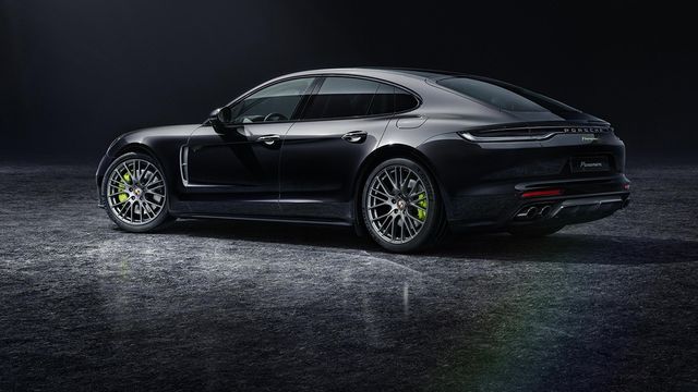 2023 Porsche Panamera V6 Platinum Edition  第2張相片