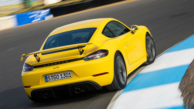 2023 Porsche Cayman GT4  第2張相片