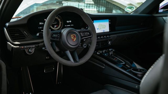 2023 Porsche 911 Carrera 4 GTS Coupe  第6張相片
