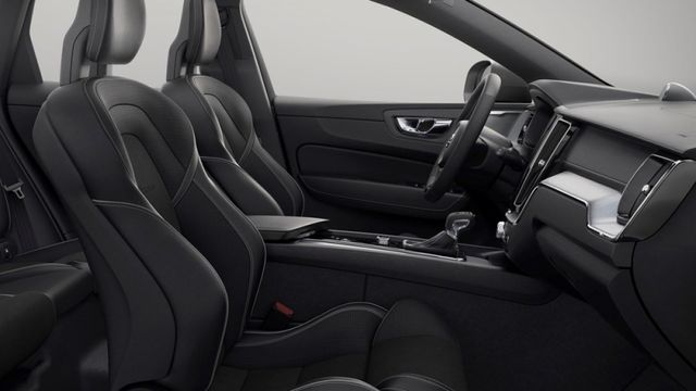 2023 Volvo XC60 Ultimate B5 AWD  第7張相片